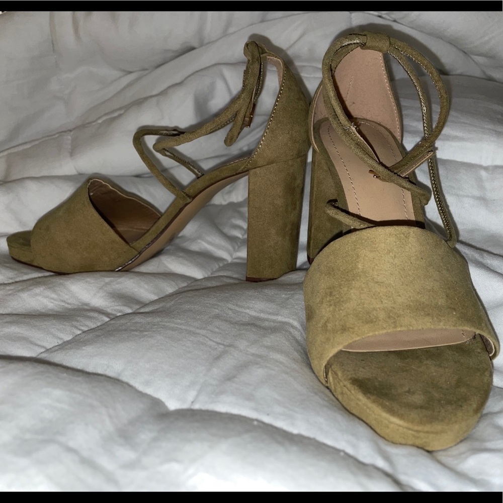 H&M Heels - Picture 2 of 2